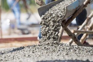 Como escolher correia transportadora para concreteira